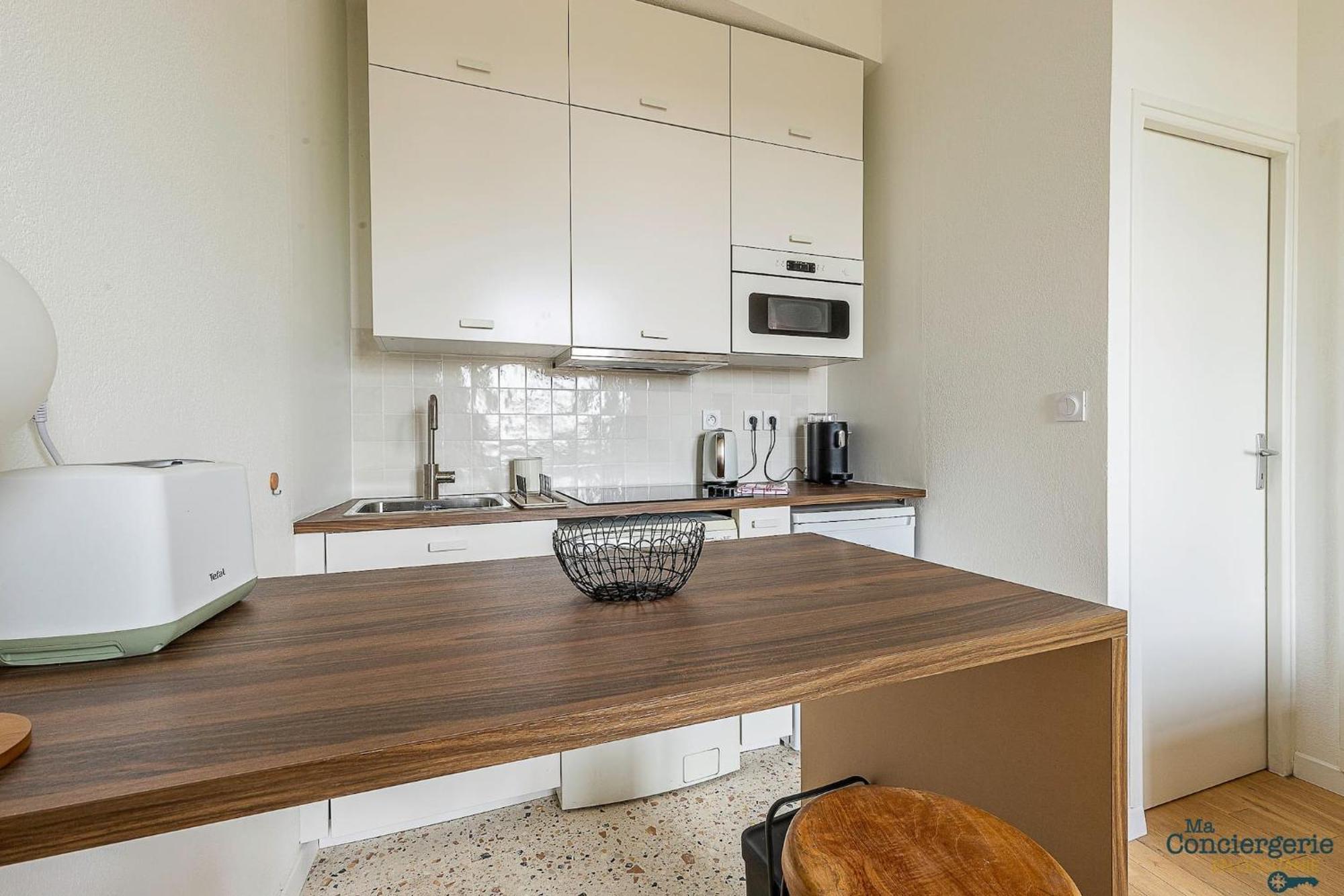 Appartement Artiste - Vue Sur Les Quais De La Garonne - Hypercentre *