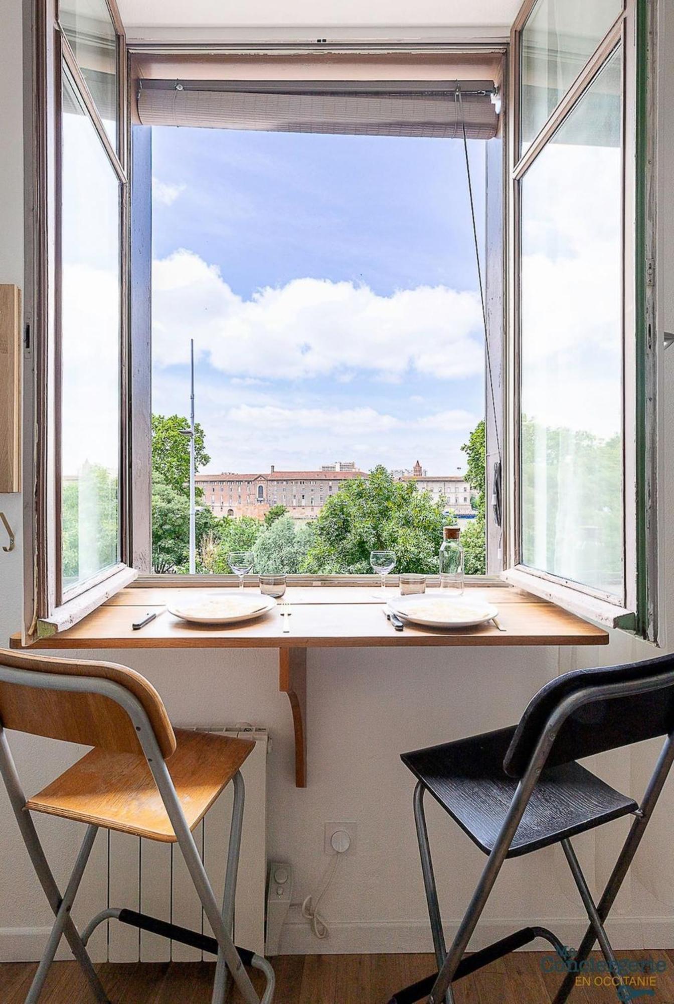 Artiste - Vue Sur Les Quais De La Garonne - Hypercentre